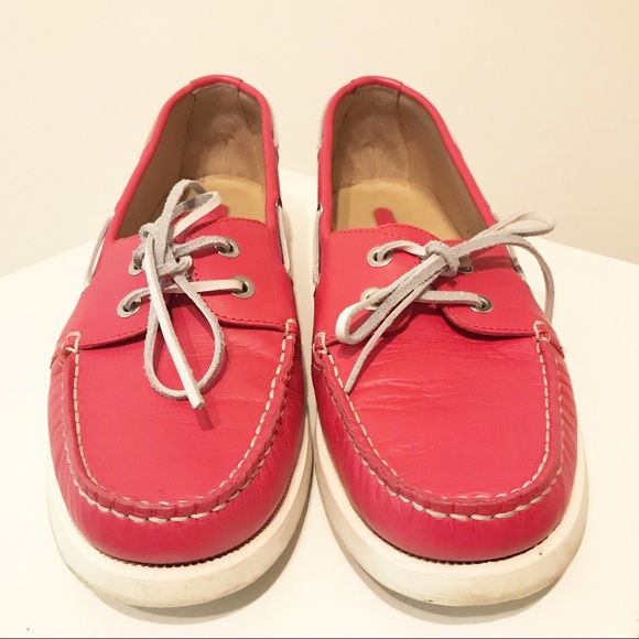 ✨Host Pick!✨ Longchamp “Leather Boat Shoe.” - Picture 3 of 6